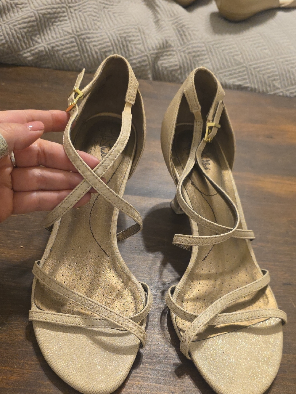 Life Stride Women's Taupe Strappy Heeled Sandals